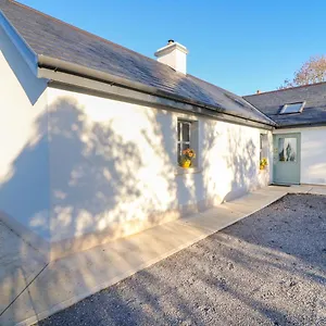Holiday home Longfield