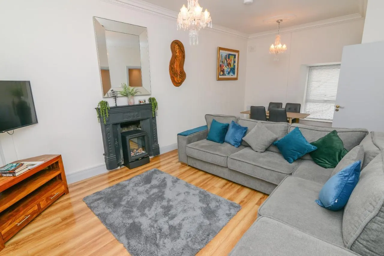 Lodge At The Old Barracks Athenry 3*,  Irlanda