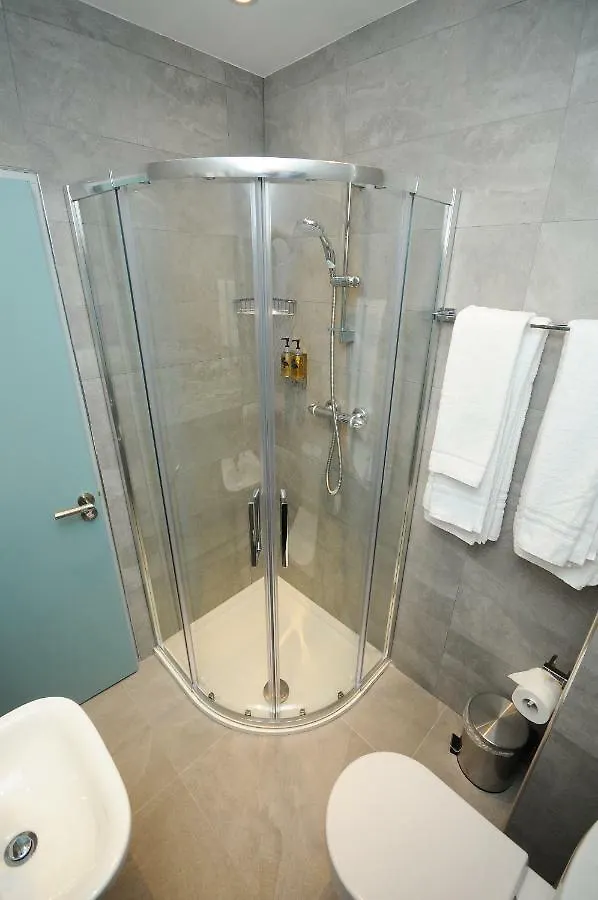 Lodge At The Old Barracks Athenry 3*,